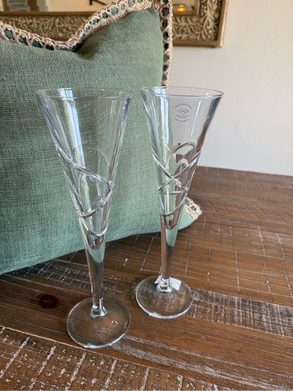 Lenox Clear Crystal Flutes with Swirl Accent (Pair)